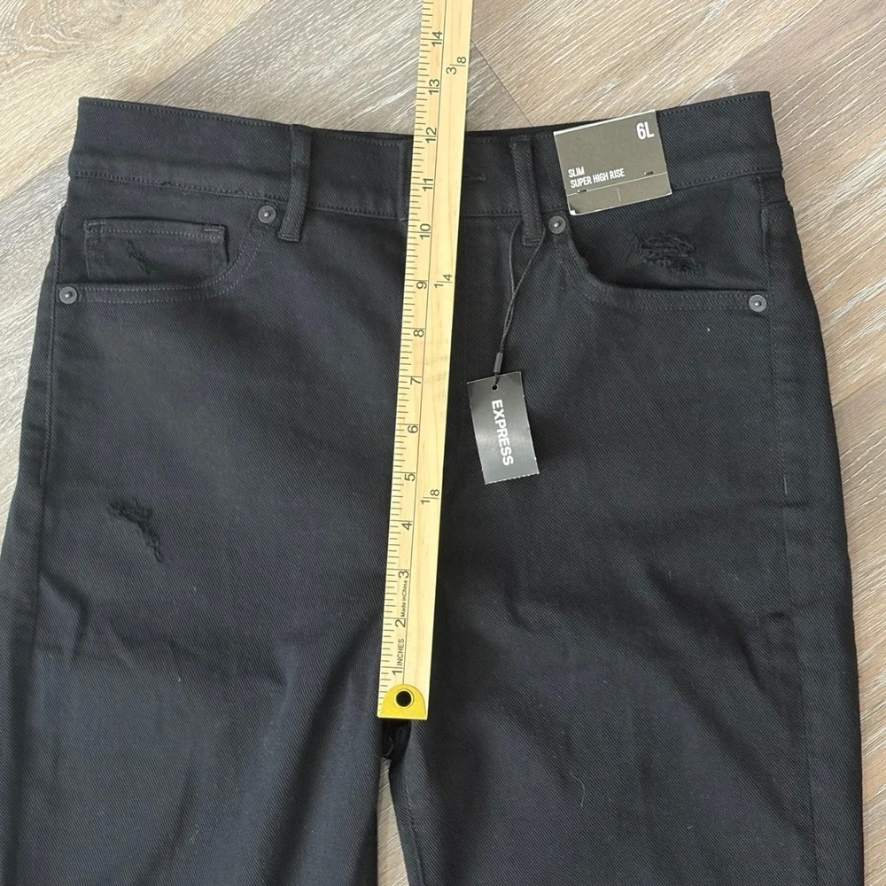 Express Slim Super High Rise Distressed Straight Leg Black Jeans 6L NWT